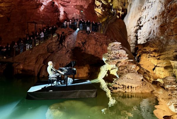 Une scène flottante pour un concert d’exception